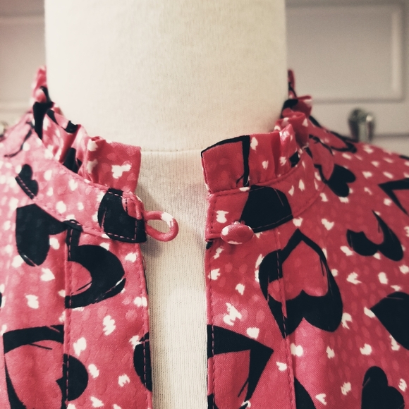 KARL LAGERFELD PARIS Mauve Heart Print Long Sleeve Oversized Blouse XS-M - Picture 4 of 10